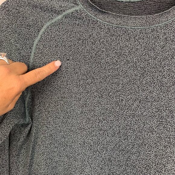 Lululemon Long Sleeve Shirt Mens Small Blue Black Pullover Athleisure Tops - Picture 7 of 7